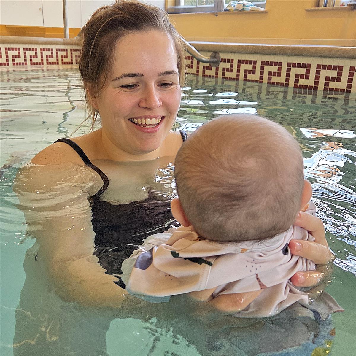 AQUANATAL - POST natale yoga in water PLUS BABY - 26 SEPT 2026 om 9u @ HERZELE